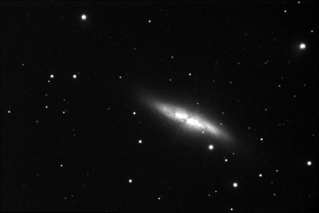 Messier M82 imaged at Nyrl Observatory 14.12.2001