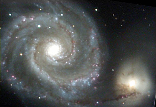 LRGB vrikuva Messier 51:st