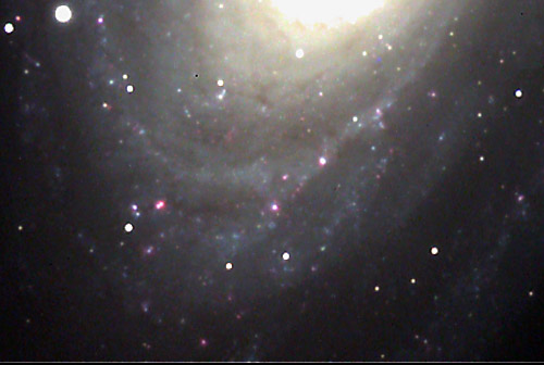 LRGB vrikuva Messier 81:st