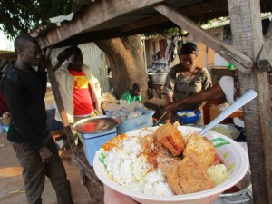 Aamupalaksi soijaa ja riisiä.