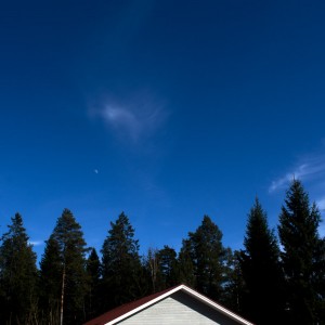 Yksinäinen 120° sivuaurinko Hausjärvellä 8.4.2014. Kuva: Jukka Ruoskanen.