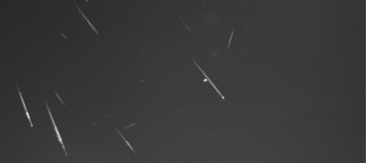 Ursidien meteoriparven mallinnus