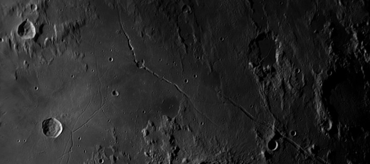 Hyginus – kaldera keskellä Kuuta