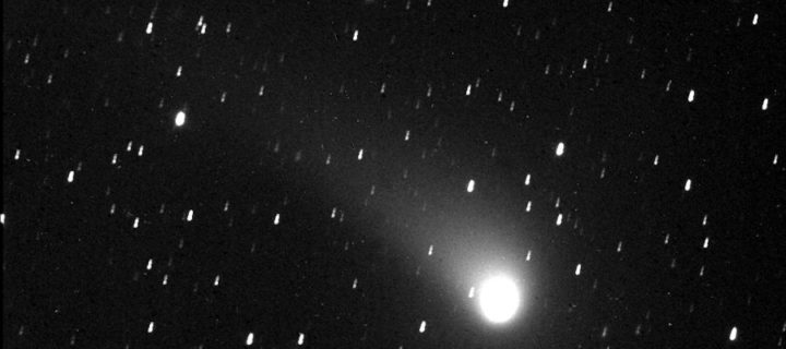 Alkuvuoden komeetat – odotuksia ja toteutumia