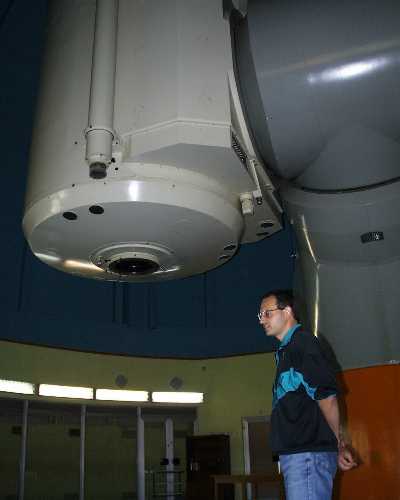 2 metrin Ritchey-Chretien teleskooppia esitteli bulgarialainen thtitieteilij Radoslav Zamanov