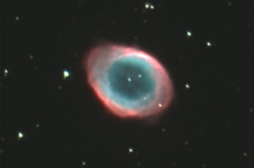 Planetaarinen sumu Messier57 aktiivioptiikalla kuvattuna.