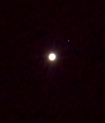 Kuu ja Jupiter kohtaavat. PL (188K)